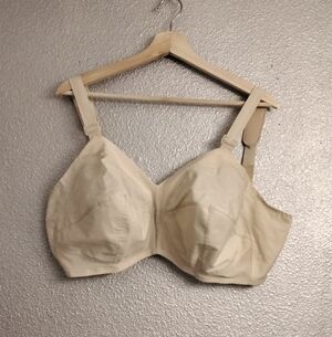 NWOT Exquisite Form Beige Wirefree Bra    Size 44DD